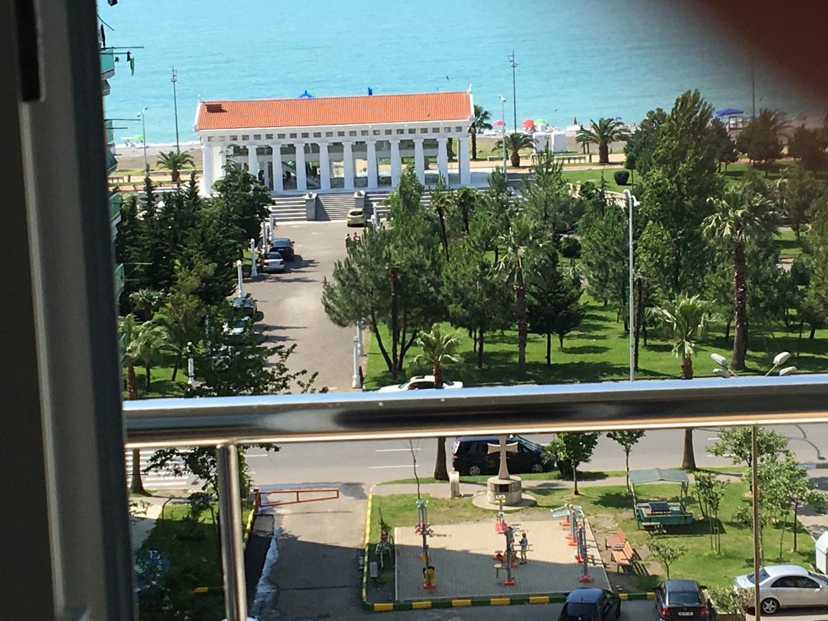 Апартаменты APT Khimshiashvili 11 Батуми Экстерьер фото