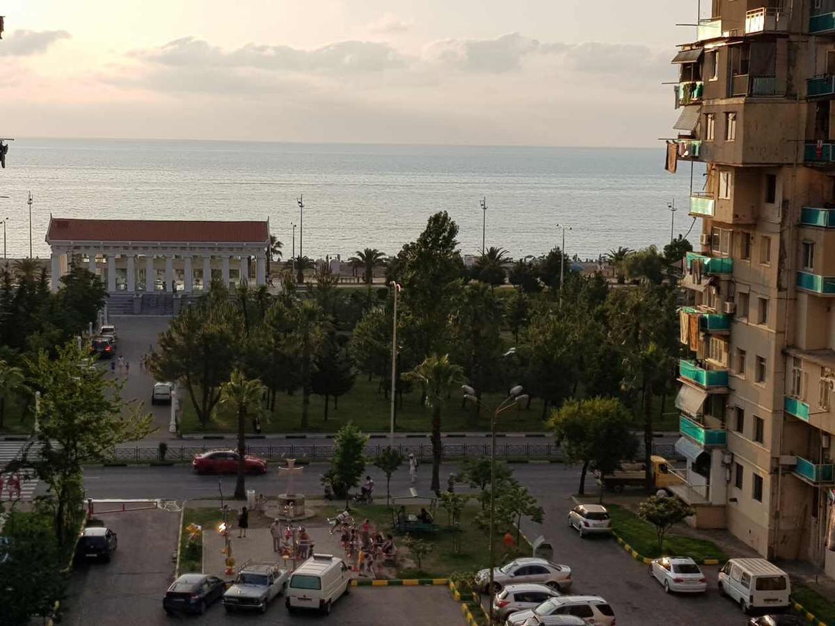 Апартаменты APT Khimshiashvili 11 Батуми Экстерьер фото